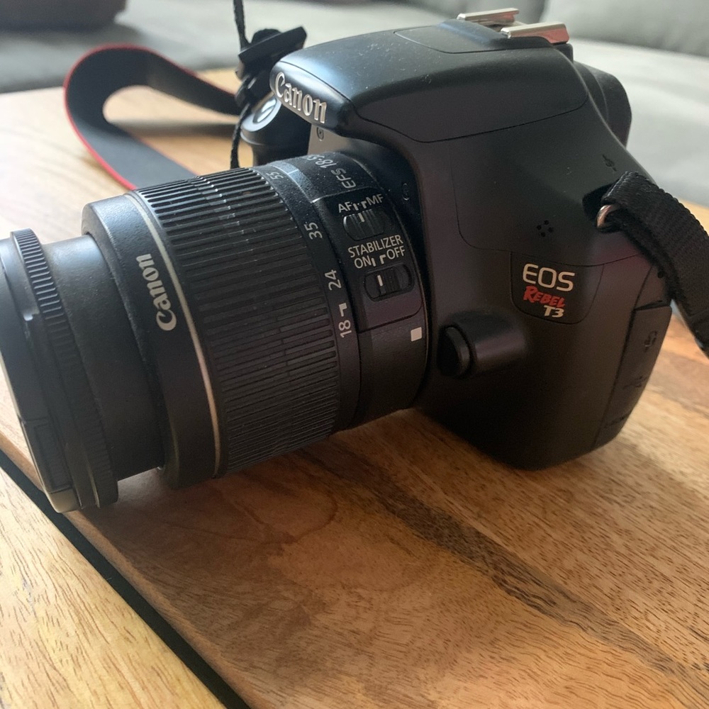 Canon EOS Rebel T3 Digital SLR Camera EFS 18-55mm